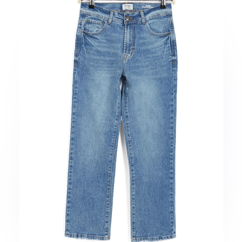 Kensie Light Wash Mila Relaxed Straight Leg Jeans - size 6
